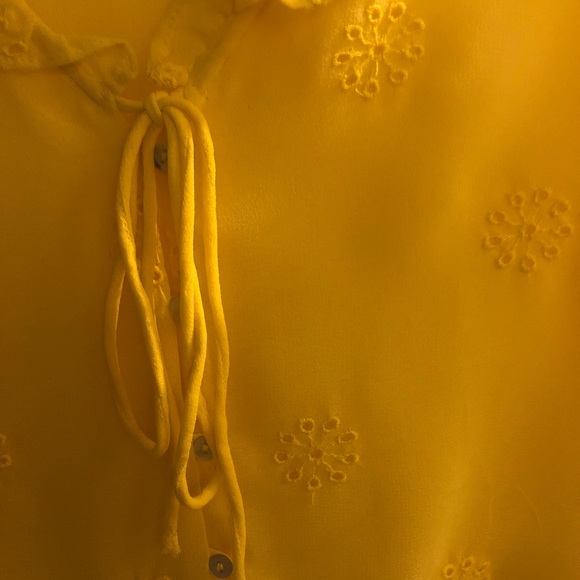 Zara Ruffle Top - Picture 5 of 5